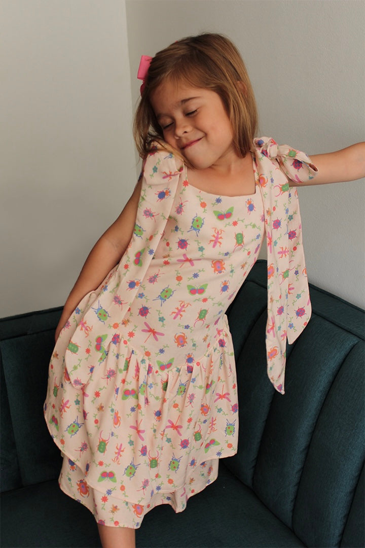Vestido Expansible Lacitos Insectos + Collet de REGALO + Descosedor de hilos GRATIS
